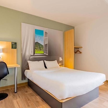 B&B Hotel Bethune Bruay-La-Buissiere Exterior photo